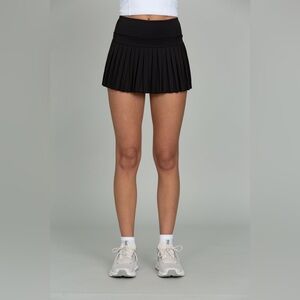 Black Pleated Active Skort - Women